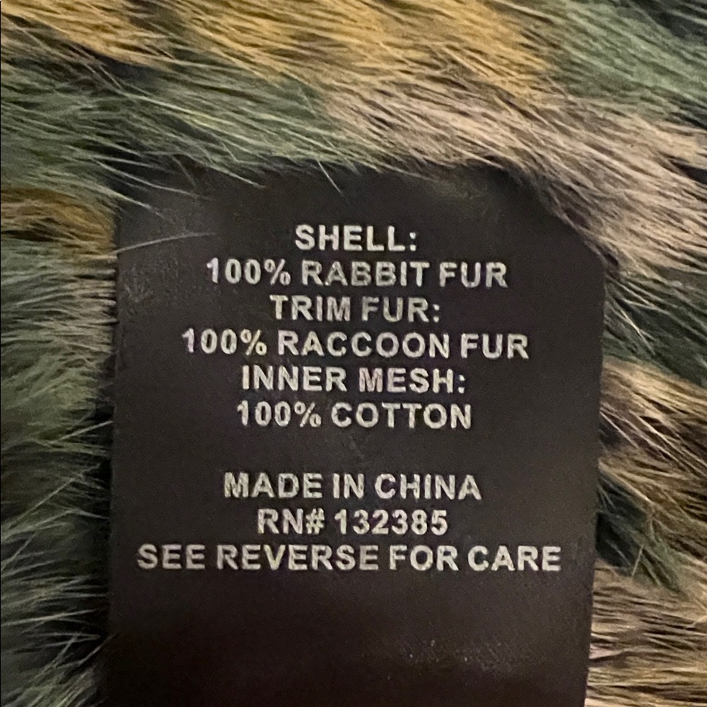 Love Token Earthy Faux Fur Vest - rabbit and Racoon Fur - Picture 3 of 3